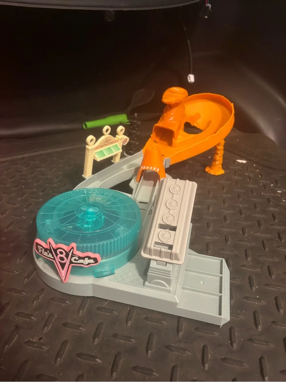 Disney Pixar - Flo’s Café Playset - Picture 1 of 3